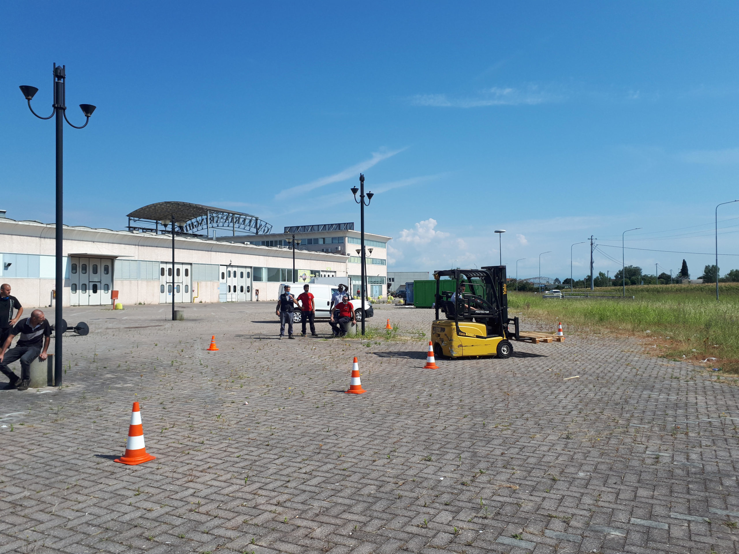 14 MAGGIO 2024 Corso di aggiornamento per addetti alla conduzione di carrelli elevatori industriali